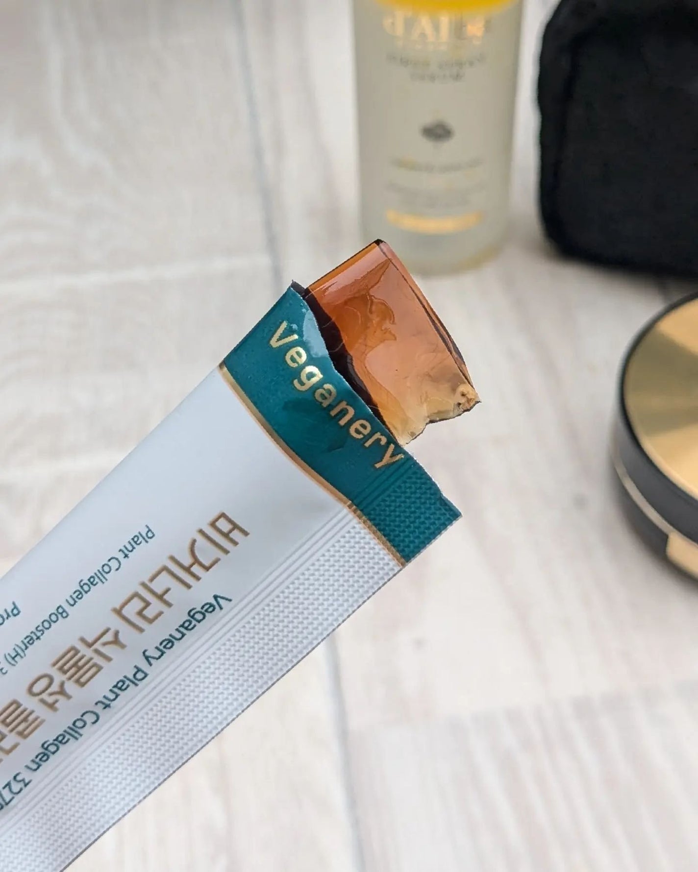 ヴィーガナリー低分子植物性コラーゲンブースターファーストショット/ダルバ/美容サプリメントを使ったクチコミ(4枚目)