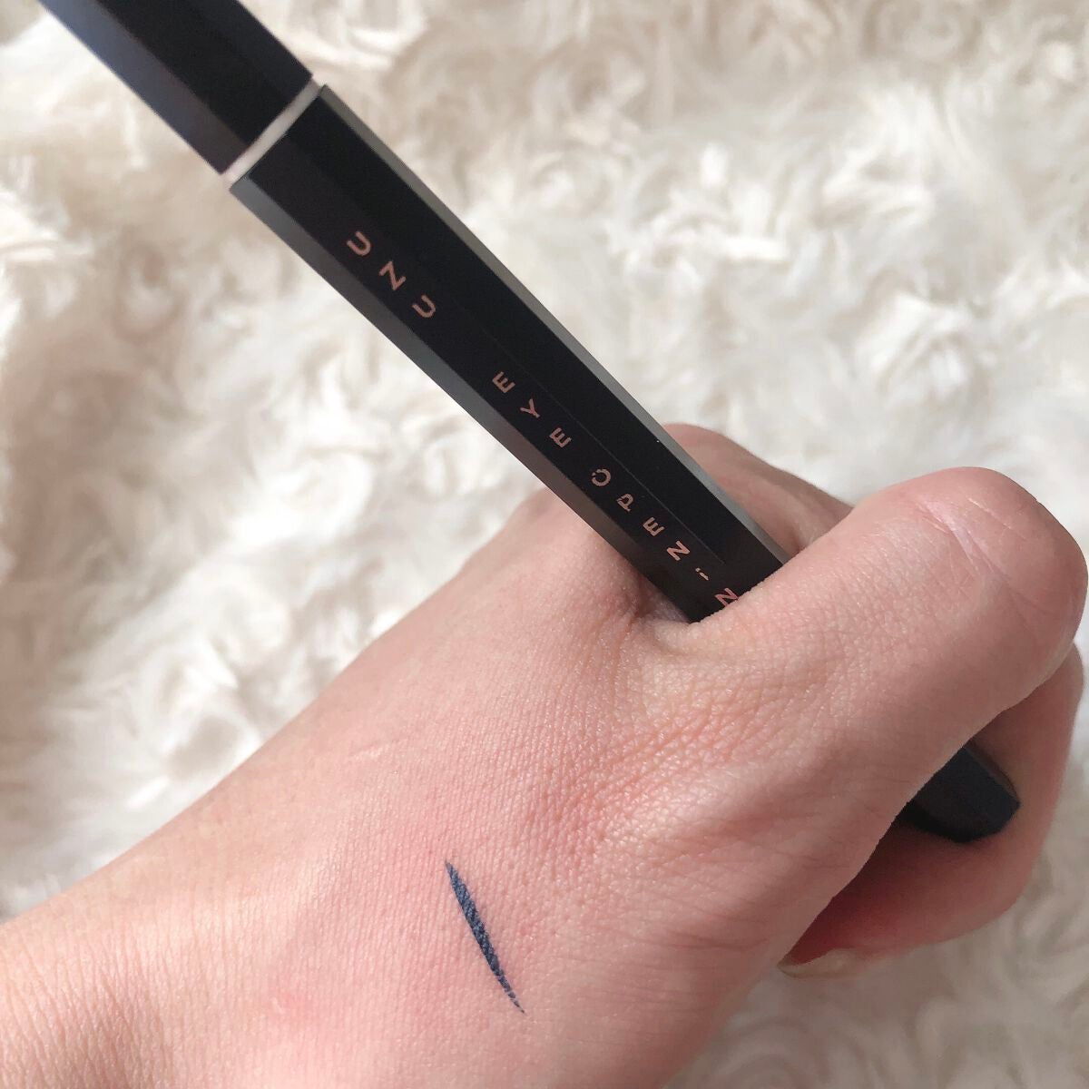 ぴぁ on LIPS 「UZUちゃんもっと良いと思ってたから残念。。すぐ消えがち、、、..」(3枚目)