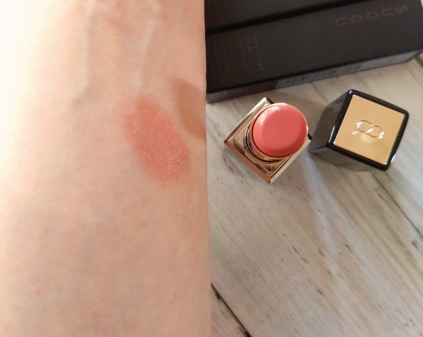 モイスチャー グレイズ リップスティック/SUQQU/口紅を使ったクチコミ(4枚目)