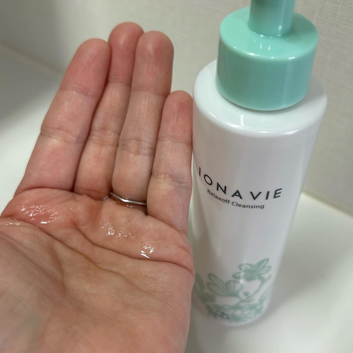 リラックスオフ クレンジング/イオナヴィー/クレンジングウォーターを使ったクチコミ(2枚目)