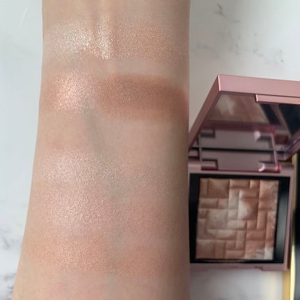 ハイライティング パウダー/BOBBI BROWN/パウダーハイライトを使ったクチコミ(4枚目)