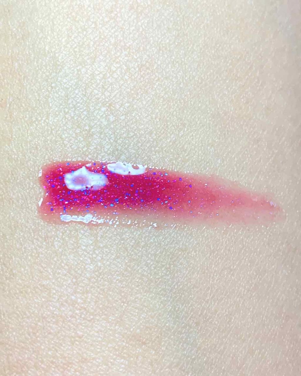 メスメリック グラスリップオイル/CHICCA/リップグロスを使ったクチコミ(2枚目)