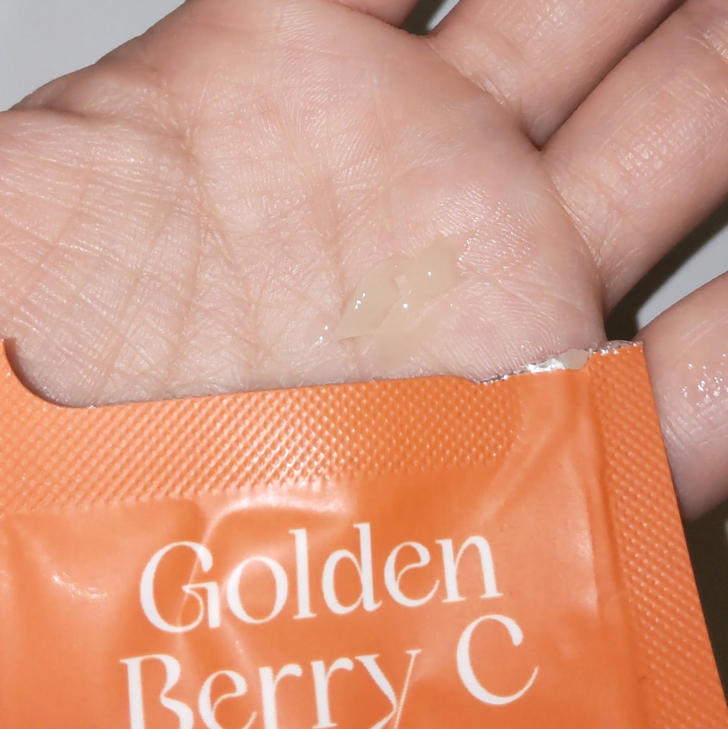 アーバンエコ ゴールデン ベリー C アンプル/the SAEM/美容液を使ったクチコミ(2枚目)