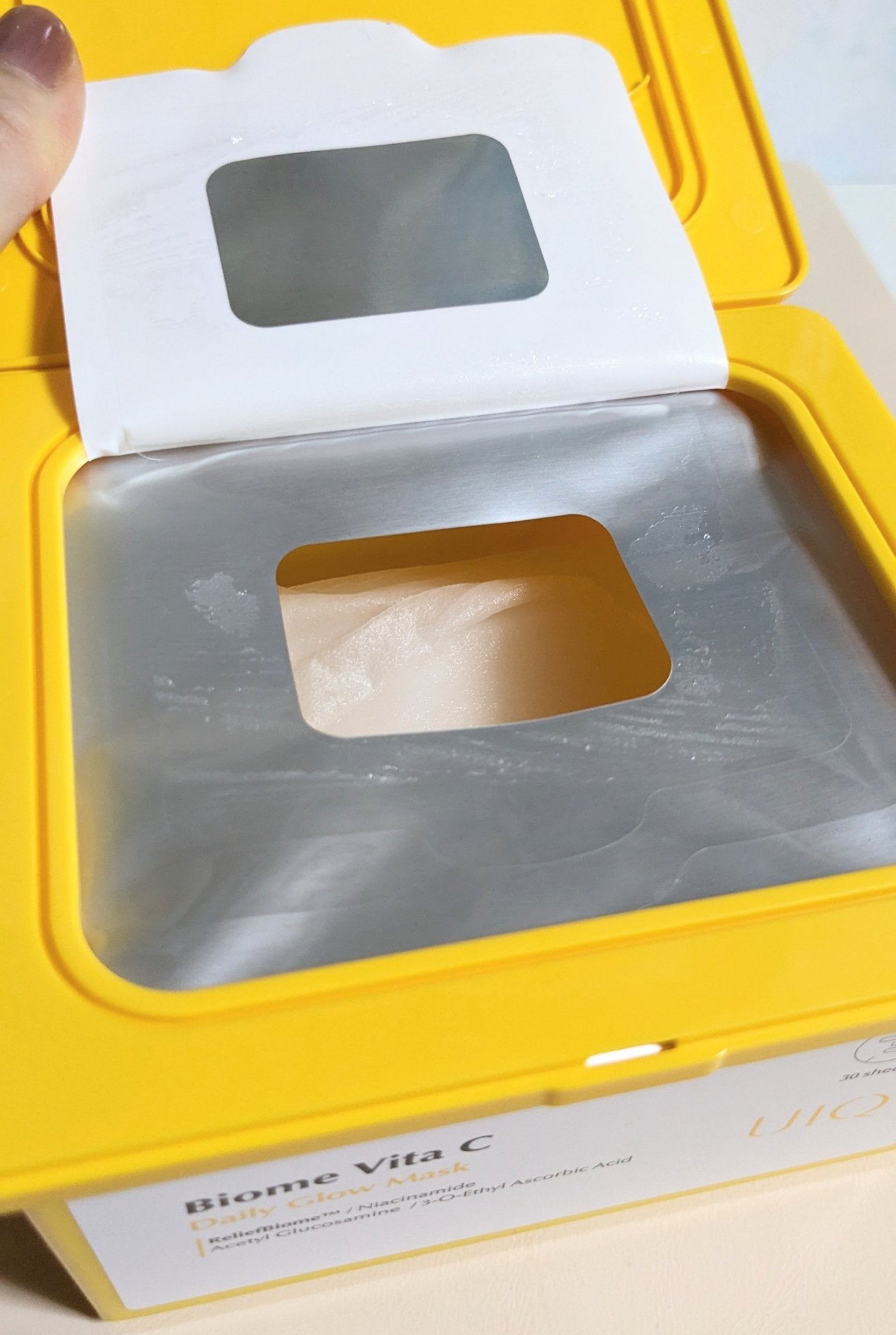 バイオームビタCグローデイリーシートマスク/UIQ/シートマスク・パックを使ったクチコミ(5枚目)