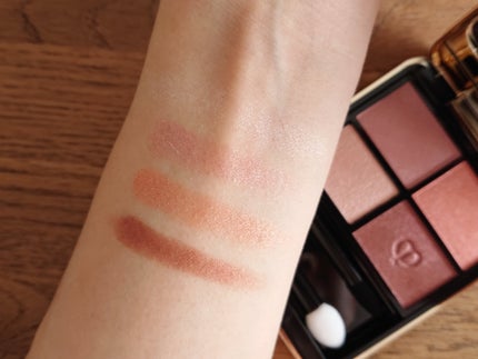 オンブルクルールクアドリ 8 Warm Ocean Sunset(レフィル)/クレ・ド・ポー ボーテ/アイシャドウパレットを使ったクチコミ(2枚目)