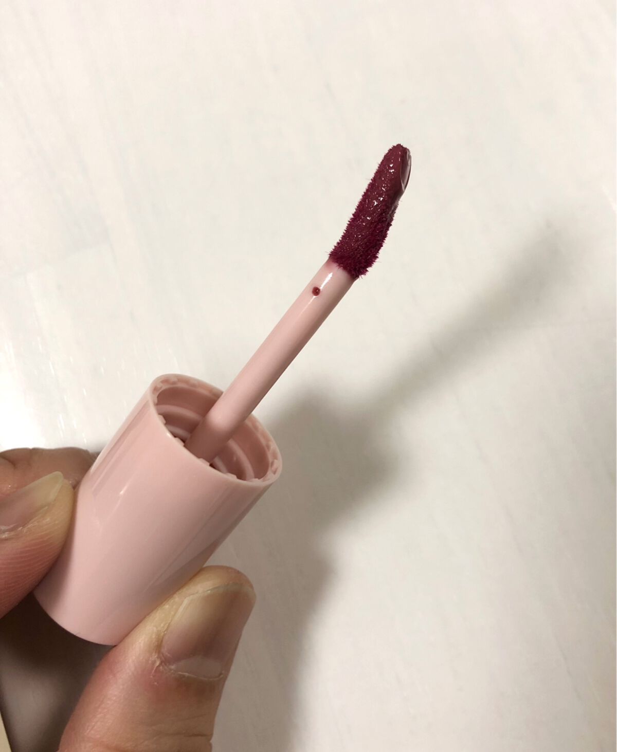 アンドバイロムアンド グラッシーボムティント/&nd by rom&nd/リップティントを使ったクチコミ(2枚目)