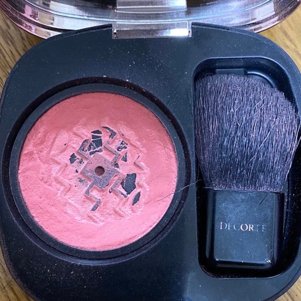 パウダー ブラッシュ/DECORTÉ/パウダーチークを使ったクチコミ(1枚目)