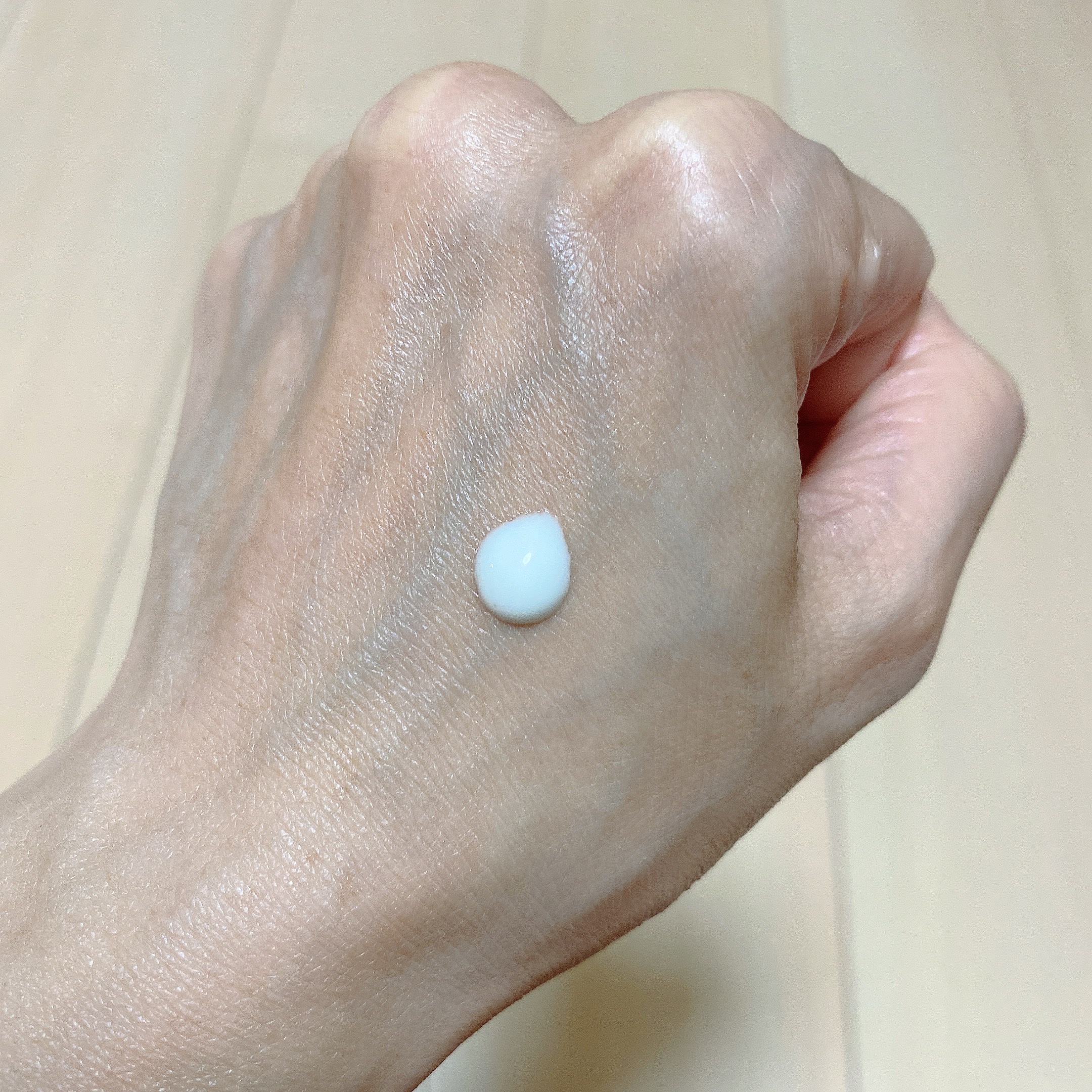 スキンアクア スーパーモイスチャージェル 140g（ポンプ）【旧】/スキンアクア/日焼け止めジェルを使ったクチコミ（2枚目）