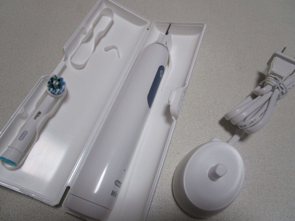 ブラウンオーラルB 電動歯ブラシ/ブラウン/電動歯ブラシを使ったクチコミ（3枚目）