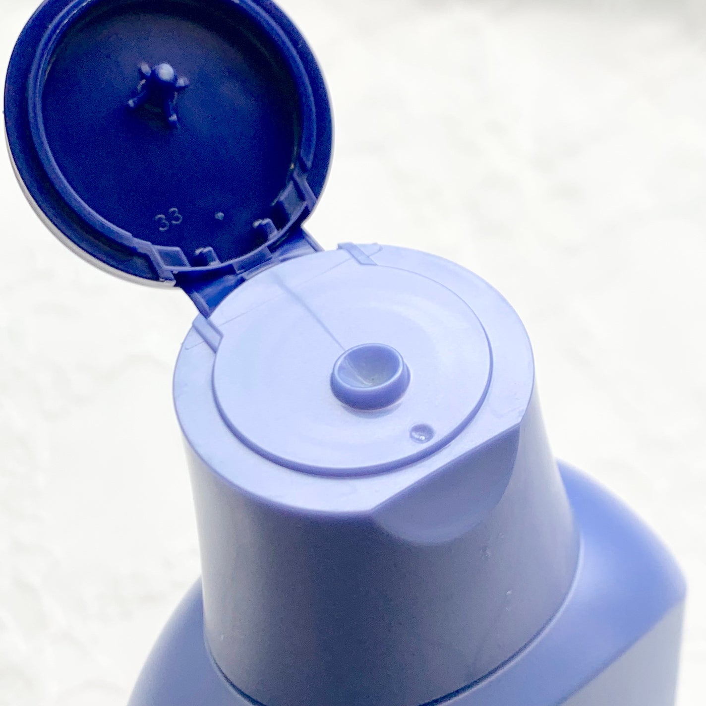 プレミアムボディミルク ホワイトニング【医薬部外品】 /ニベア/ボディミルクを使ったクチコミ(4枚目)