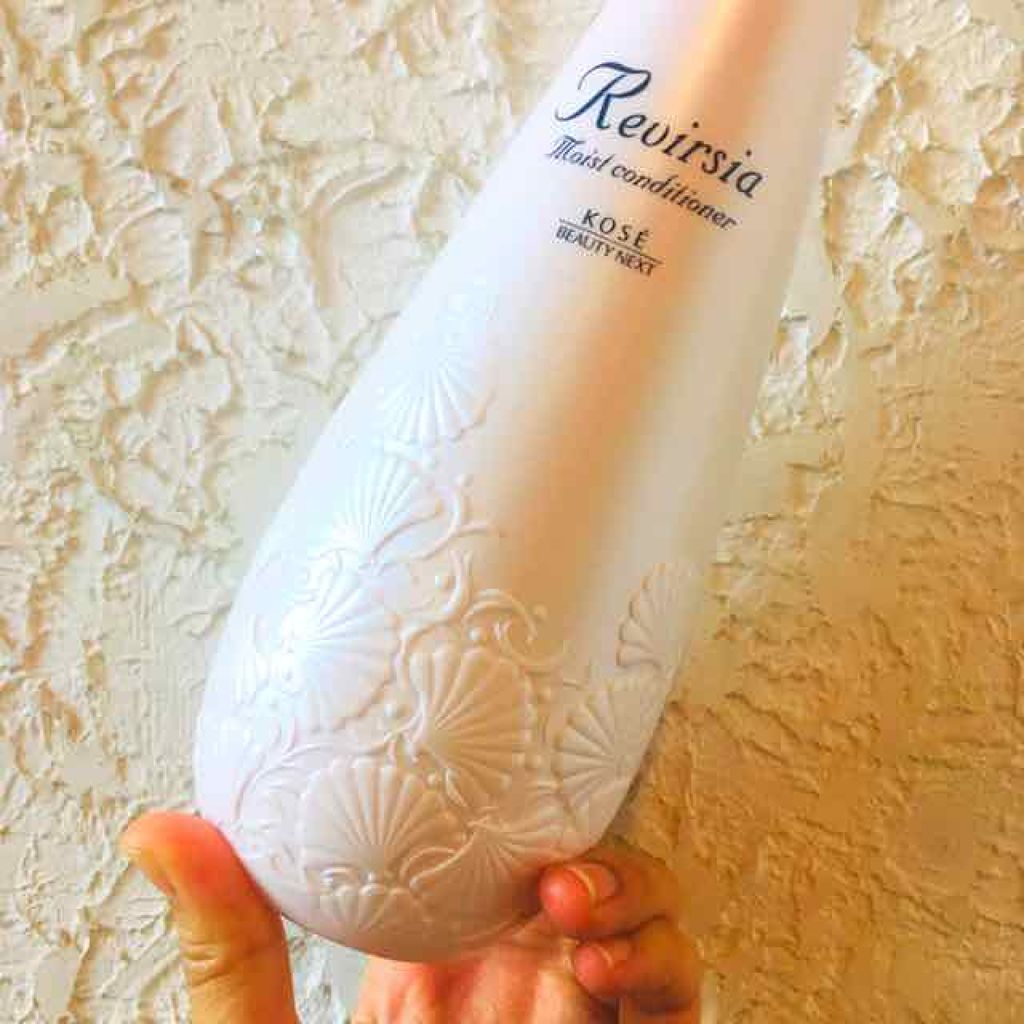 リヴァーシア モイストコンディショナーＮのクチコミ「＼ケラチンケアで指通りなめらか！／﻿
コーセー﻿
リヴァーシア モイストトリートメントシャンプ.....」（3枚目）