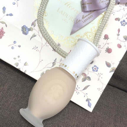 リクイド ファンデーション/レ・メルヴェイユーズ ラデュレ/リキッドファンデーションを使ったクチコミ(2枚目)