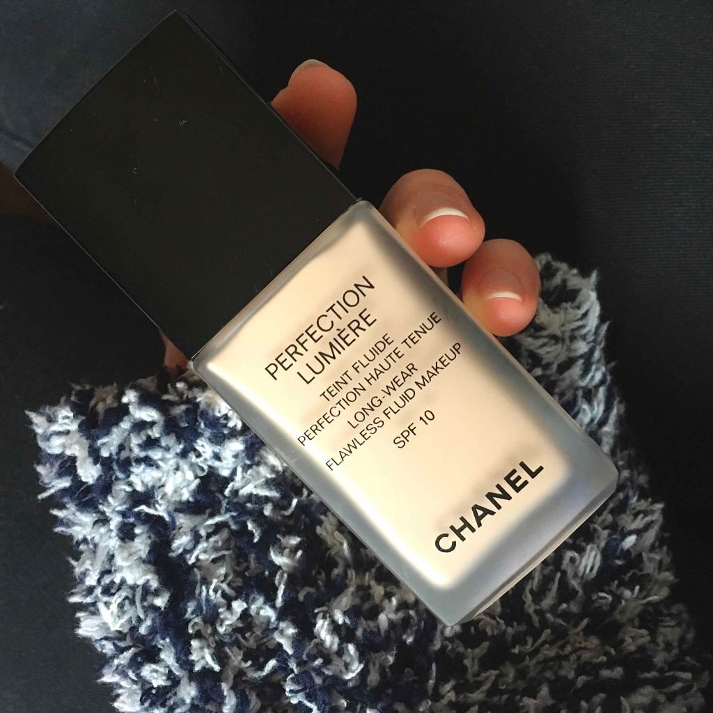 ペルフェクシオン ルミエール フリュイド/CHANEL/リキッドファンデーションを使ったクチコミ（1枚目）