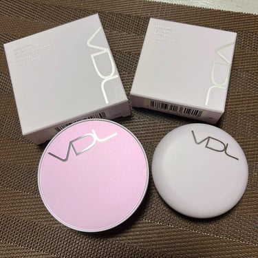 日韓人気BEAUTY YouTuber, Aちゃん（会社員J）との共同開発商品

VDL パーフェクティング シルキーフィット カバー クッション 
VDL パーフェクティング シルキーフィット パウダ