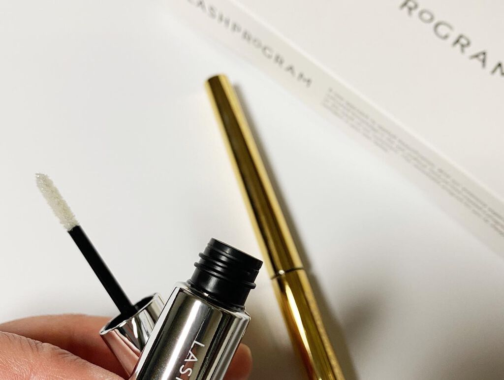 HR on LIPS 「今までマツエクをするたびに自まつげのケアを見直してきました。最..」(4枚目)