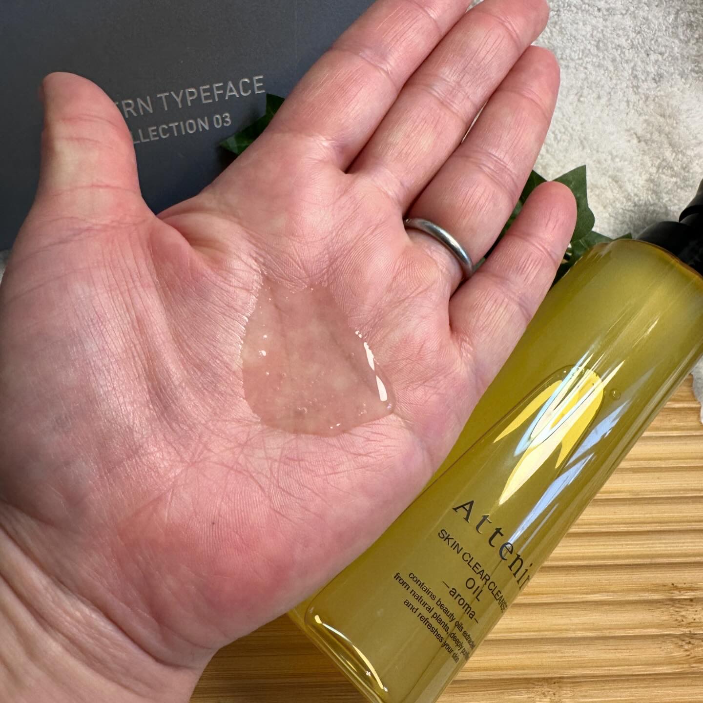 スキンクリア クレンズ オイル ＜アロマタイプ＞/アテニア/オイルクレンジングを使ったクチコミ（2枚目）