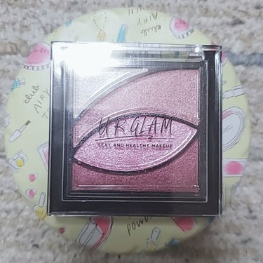 UR GLAM　VELVET EYE COLOR PALETTE/U R GLAM/パウダーアイシャドウを使ったクチコミ（1枚目）