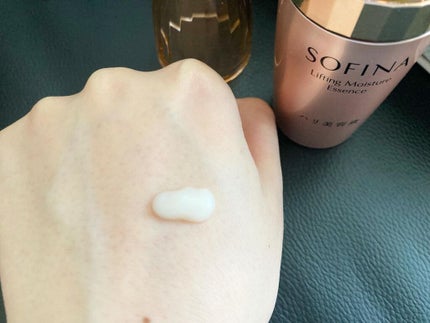 ソフィーナ ハリ美容液(モイストリフト美容液)/SOFINA/美容液を使ったクチコミ(2枚目)