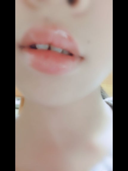 フォーエヴァージューシー オイルルージュ/JILL STUART/口紅を使ったクチコミ(3枚目)