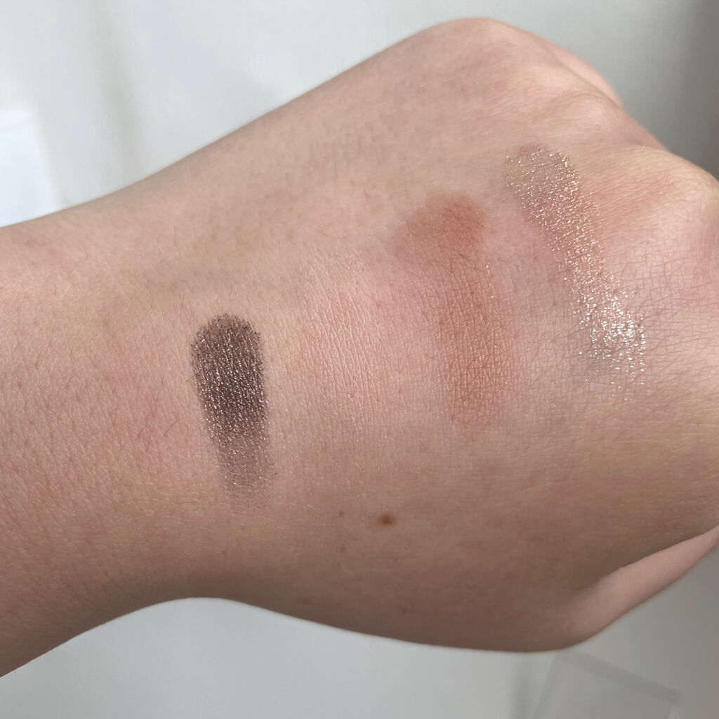 シングルアイシャドウ/aZTK/単色アイシャドウを使ったクチコミ（2枚目）