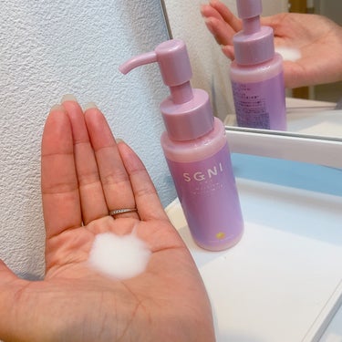 SGNI モイストミルク のクチコミ「SGNIから新しいヘアミルクが出たよ😁

80ml  1699円（税込）

ナノの力でパサつく.....」（3枚目）