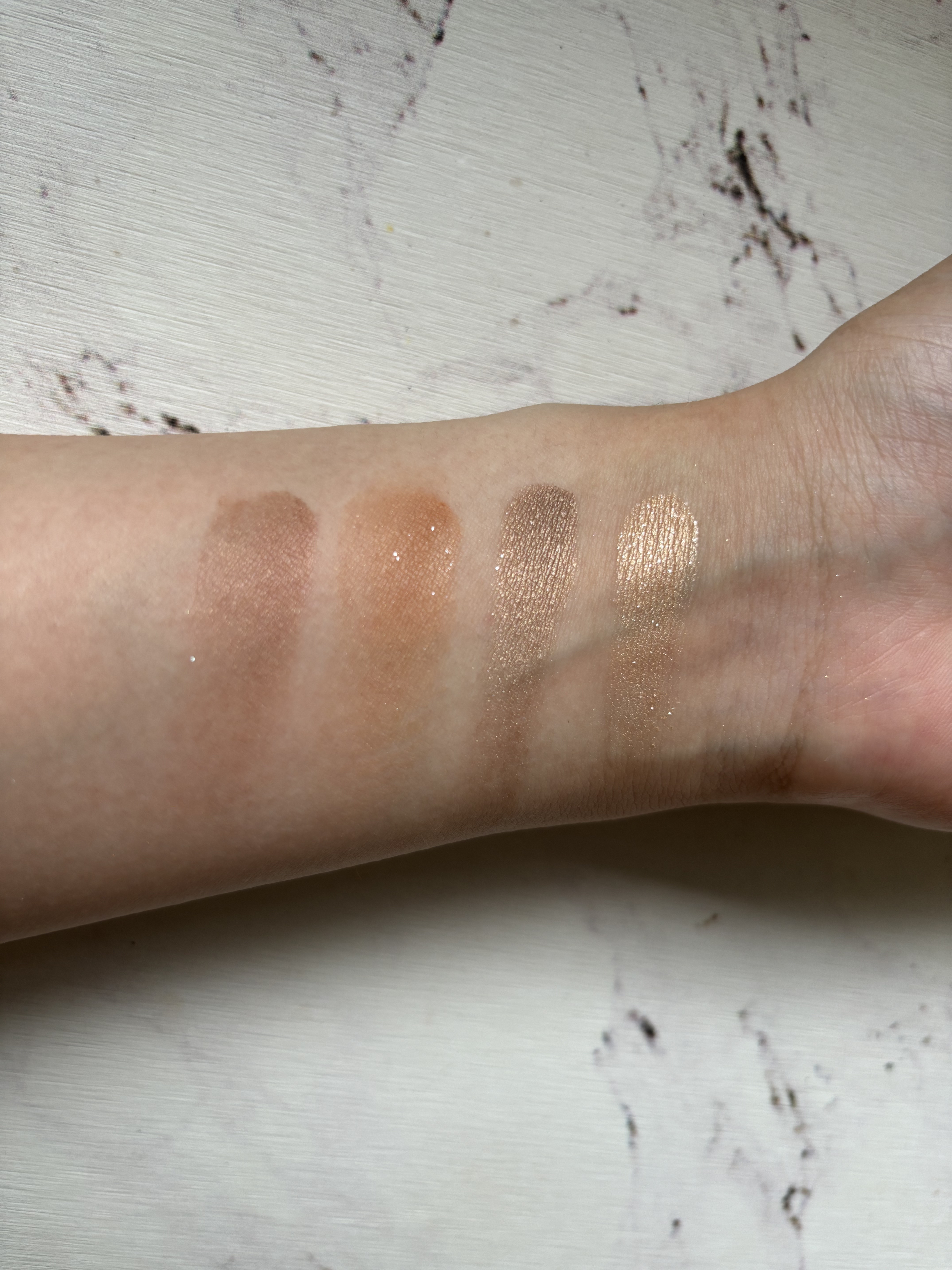 アイカラーレーション/LUNASOL/アイシャドウパレットを使ったクチコミ（3枚目）