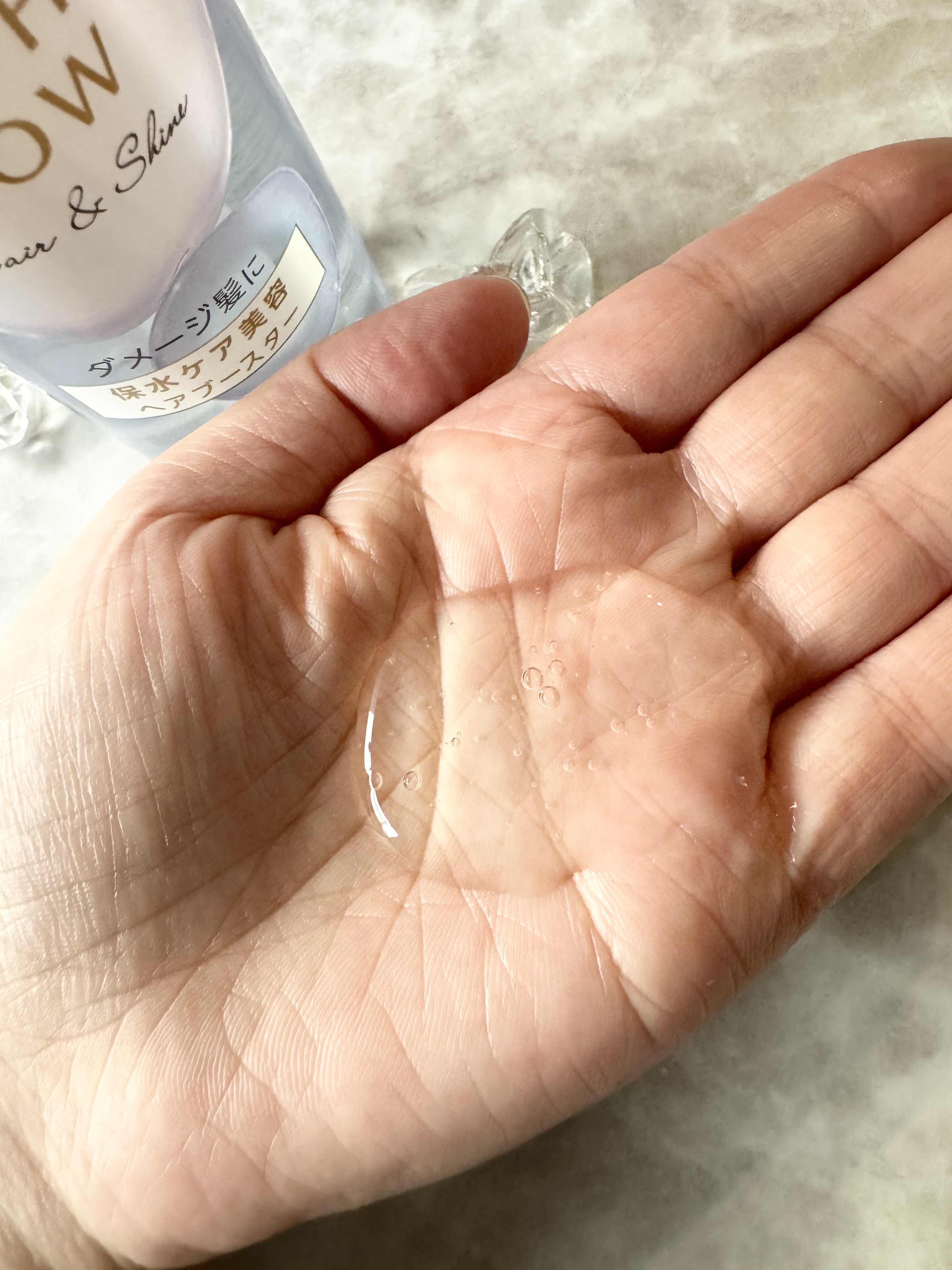 LUX ラックス バスグロウ リペア＆シャイン ヘアブースターのクチコミ「シャンプーとトリートメントの間に使う
ブースター！

シャンプーを流してこれをつけて、
流さず.....」（3枚目）