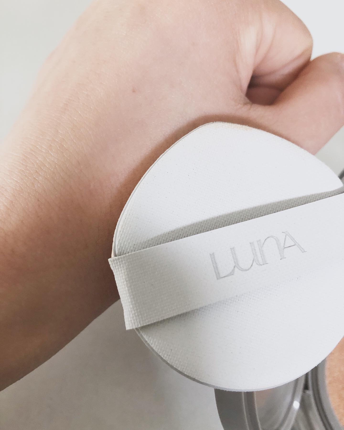 ブラーカバークッション/LUNA/クッションファンデーションを使ったクチコミ（3枚目）