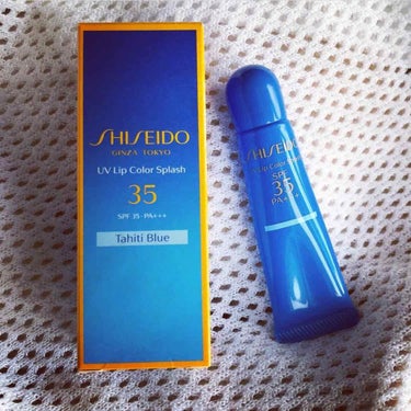 SHISEIDO サンケア ＵＶリップカラースプラッシュのクチコミ「！日焼け対策で買いました
！タヒチブルーを選びましたが、リップ無しで塗ると私の唇は血色悪い感じ.....」（1枚目）