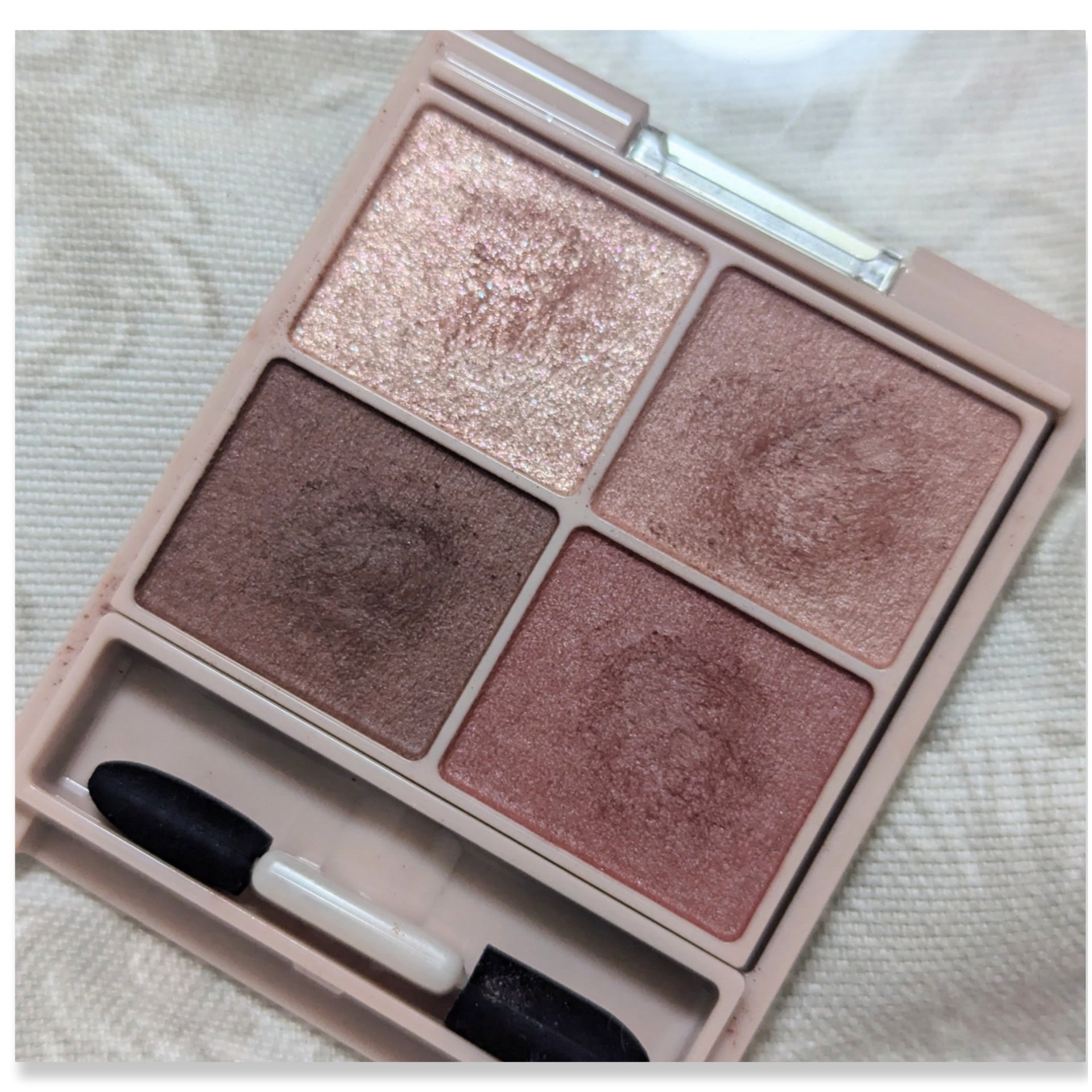 シルキースフレアイズ（マットタイプ） M02 チャイブリック/キャンメイク/アイシャドウパレットを使ったクチコミ（3枚目）