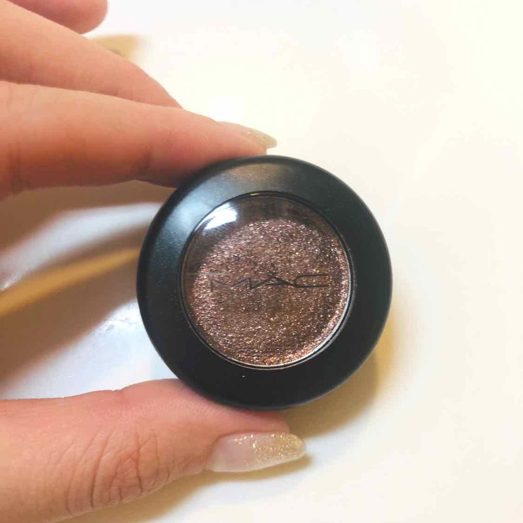 スモール アイシャドウ/M・A・C/単色アイシャドウを使ったクチコミ（2枚目）