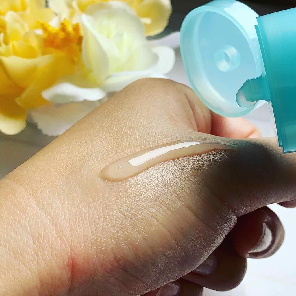 ファンケル 整肌クレンジング ジェルのクチコミ「持ちやすいチューブタイプ。
マイルドクレンジングオイルと同じカラーです。
キャップを開けると、.....」（3枚目）