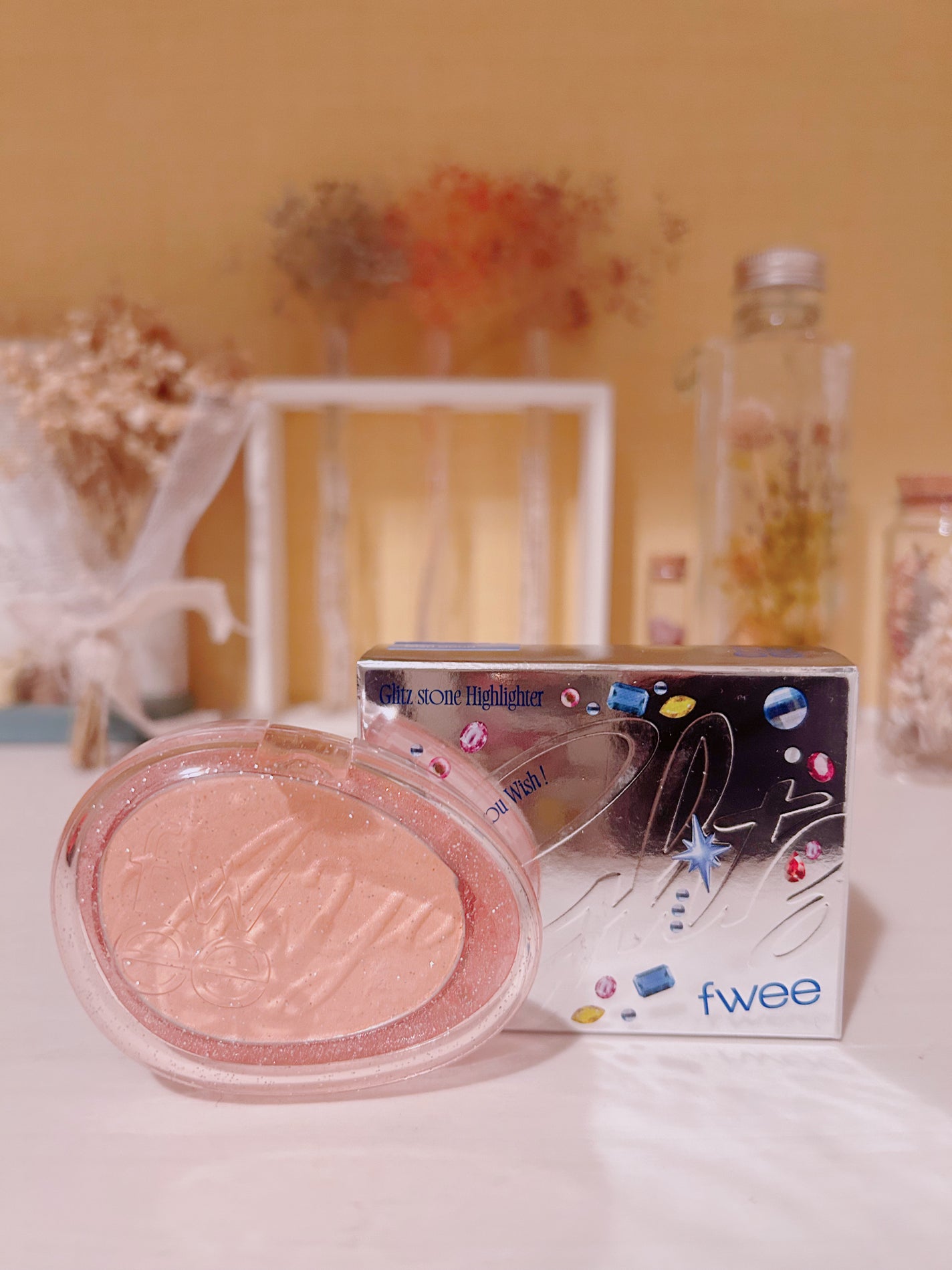 フィー グリッツストーンハイライター/fwee/パウダーハイライトを使ったクチコミ(1枚目)