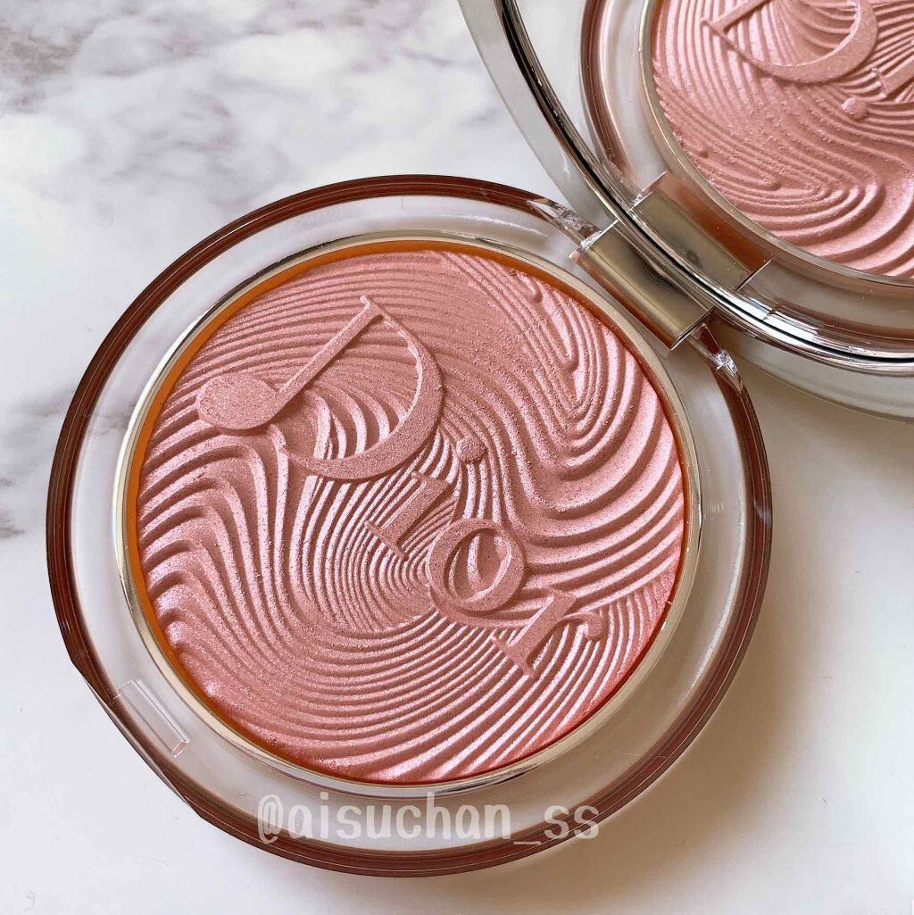 ディオールスキン ミネラル ヌード ルミナイザー パウダー＜グロウ バイブス＞ 001 ロージー バイブス/Dior/プレストパウダーを使ったクチコミ（2枚目）