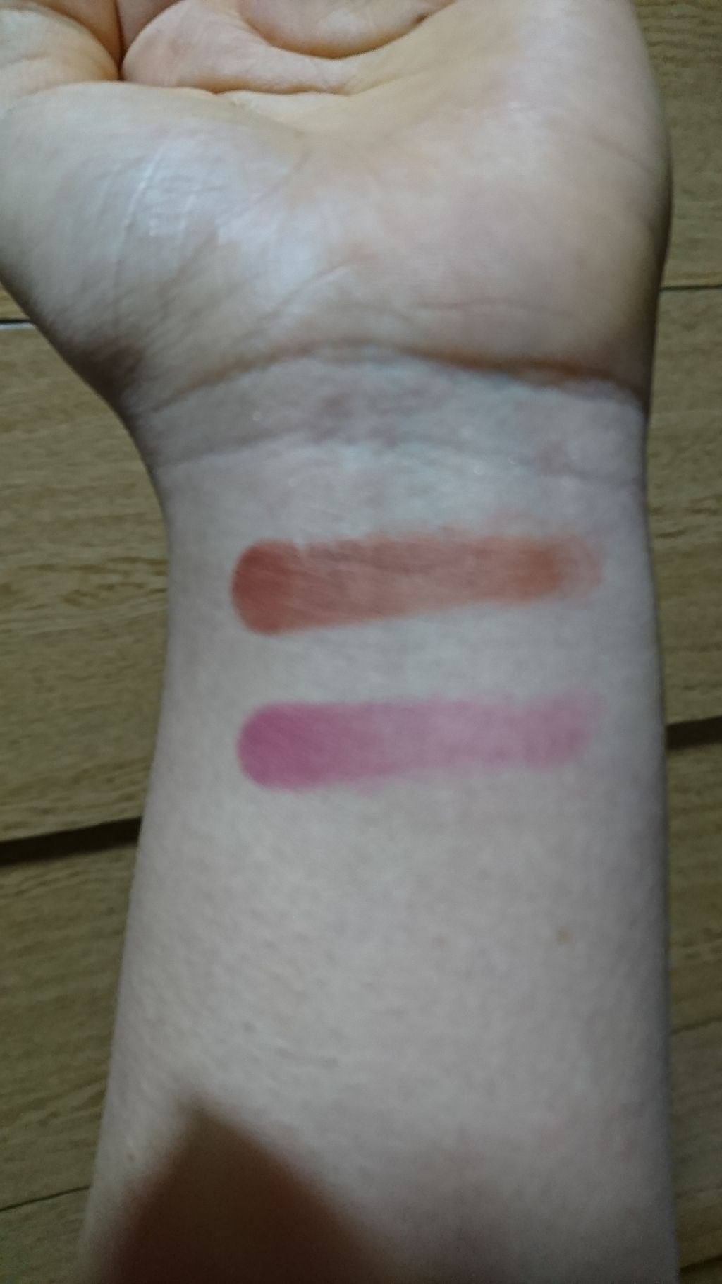 プリズム パウダーアイカラー 017/リンメル ロンドン/単色アイシャドウを使ったクチコミ（2枚目）