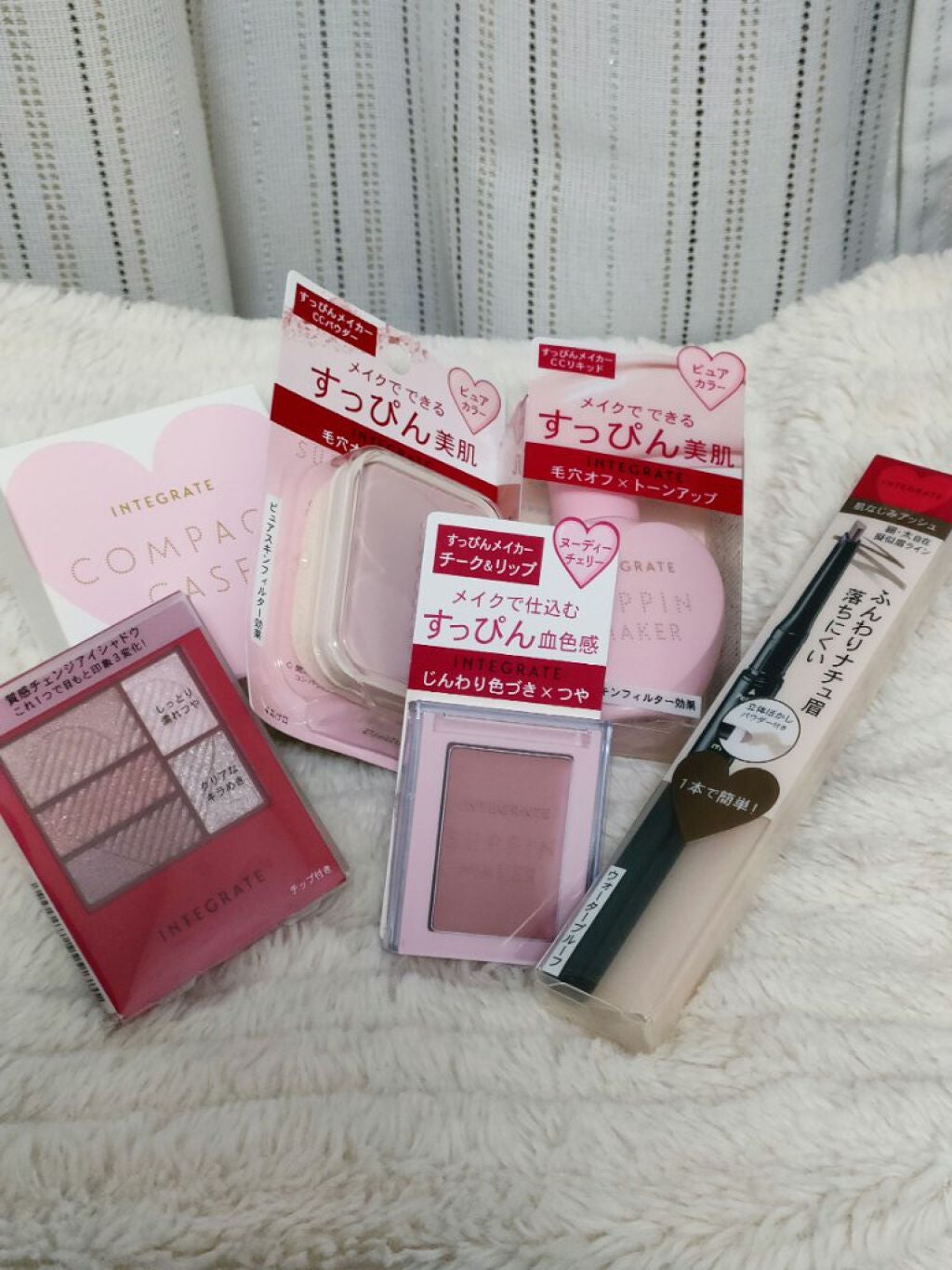 トリプルレシピアイズ/インテグレート/アイシャドウパレットを使ったクチコミ(2枚目)