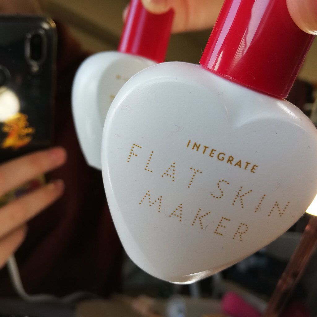 フラットスキンメーカー N/インテグレート/リキッドファンデーションを使ったクチコミ（1枚目）