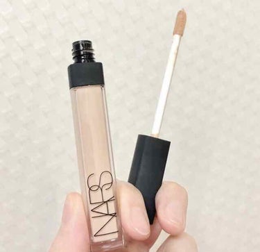 ラディアントクリーミーコンシーラー/NARS/リキッドコンシーラーを使ったクチコミ（2枚目）