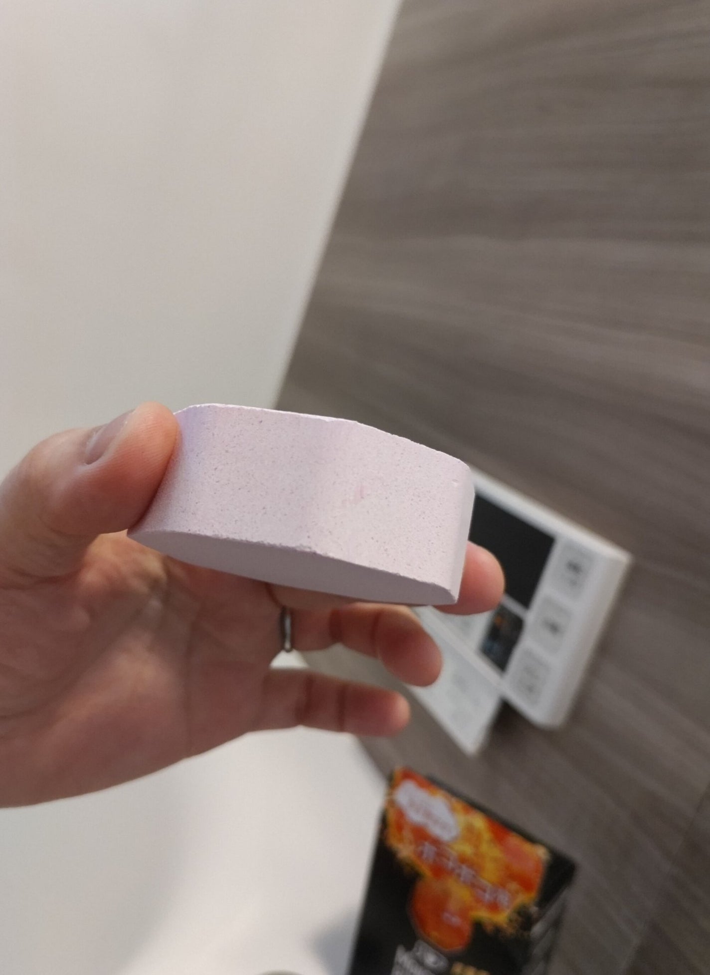 バブ モンスターバブルMEGA級 ボコボコ泡 スパイシーエナジーの香り/バブ/炭酸系入浴剤を使ったクチコミ(7枚目)