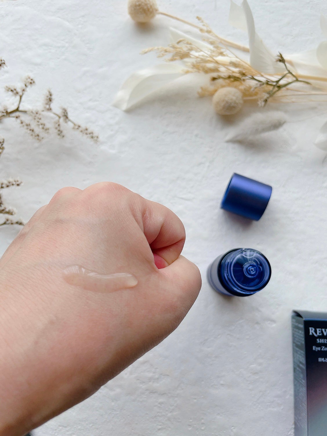 アイゾーンブースター/リバイタル/アイケア・アイクリームを使ったクチコミ(4枚目)