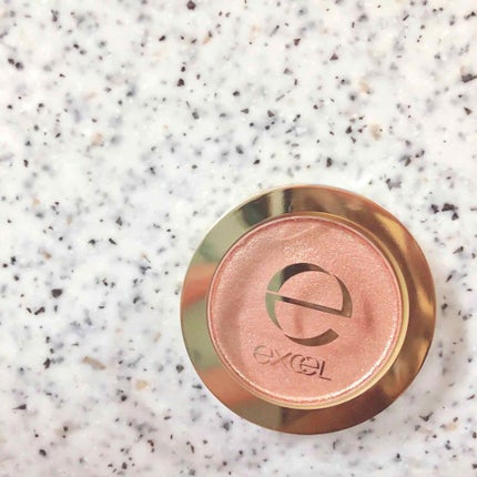 シャイニーシャドウ N/excel/単色アイシャドウを使ったクチコミ(1枚目)