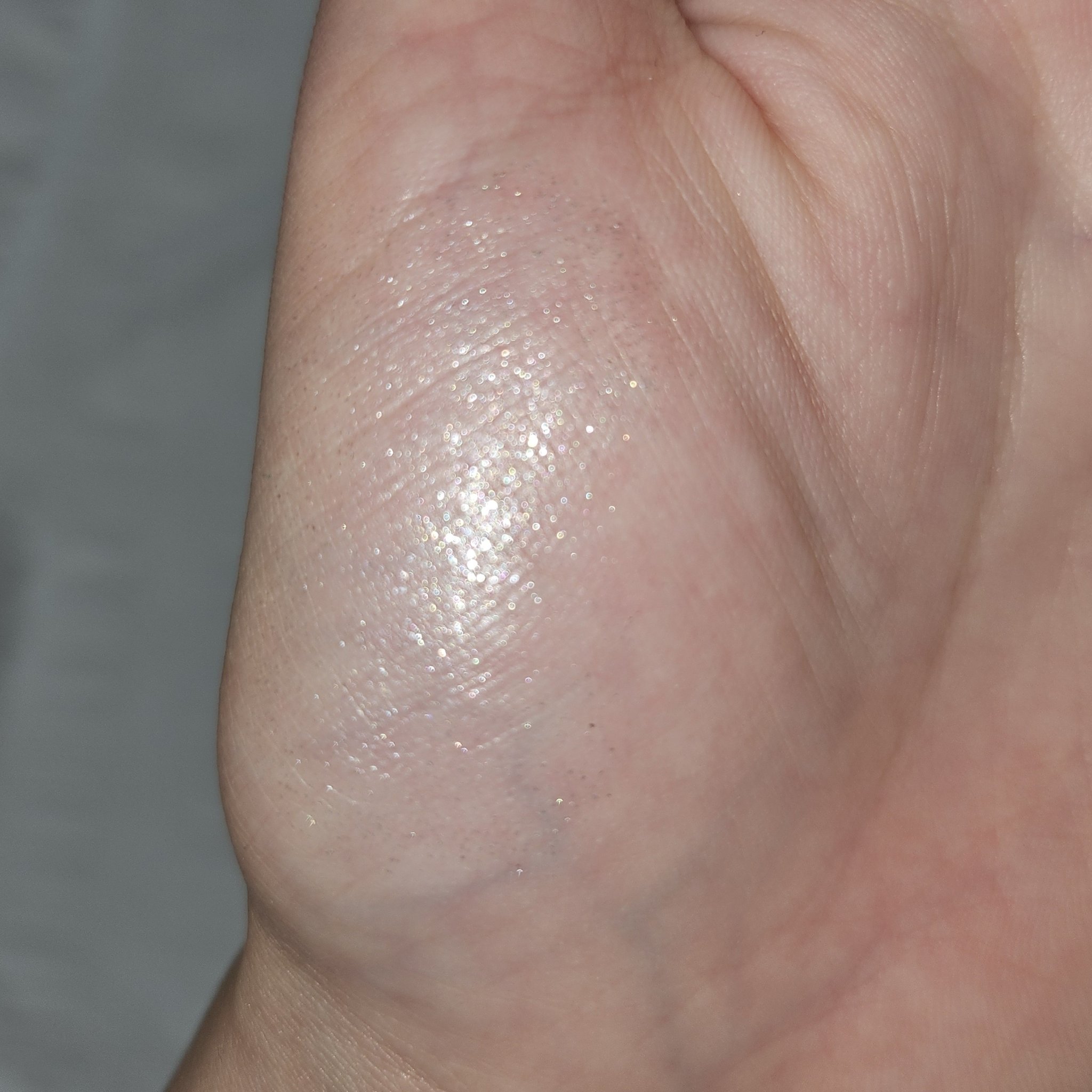 スターダストダイヤモンドハイライトパウダー/PERFECT DIARY/パウダーハイライトを使ったクチコミ（3枚目）