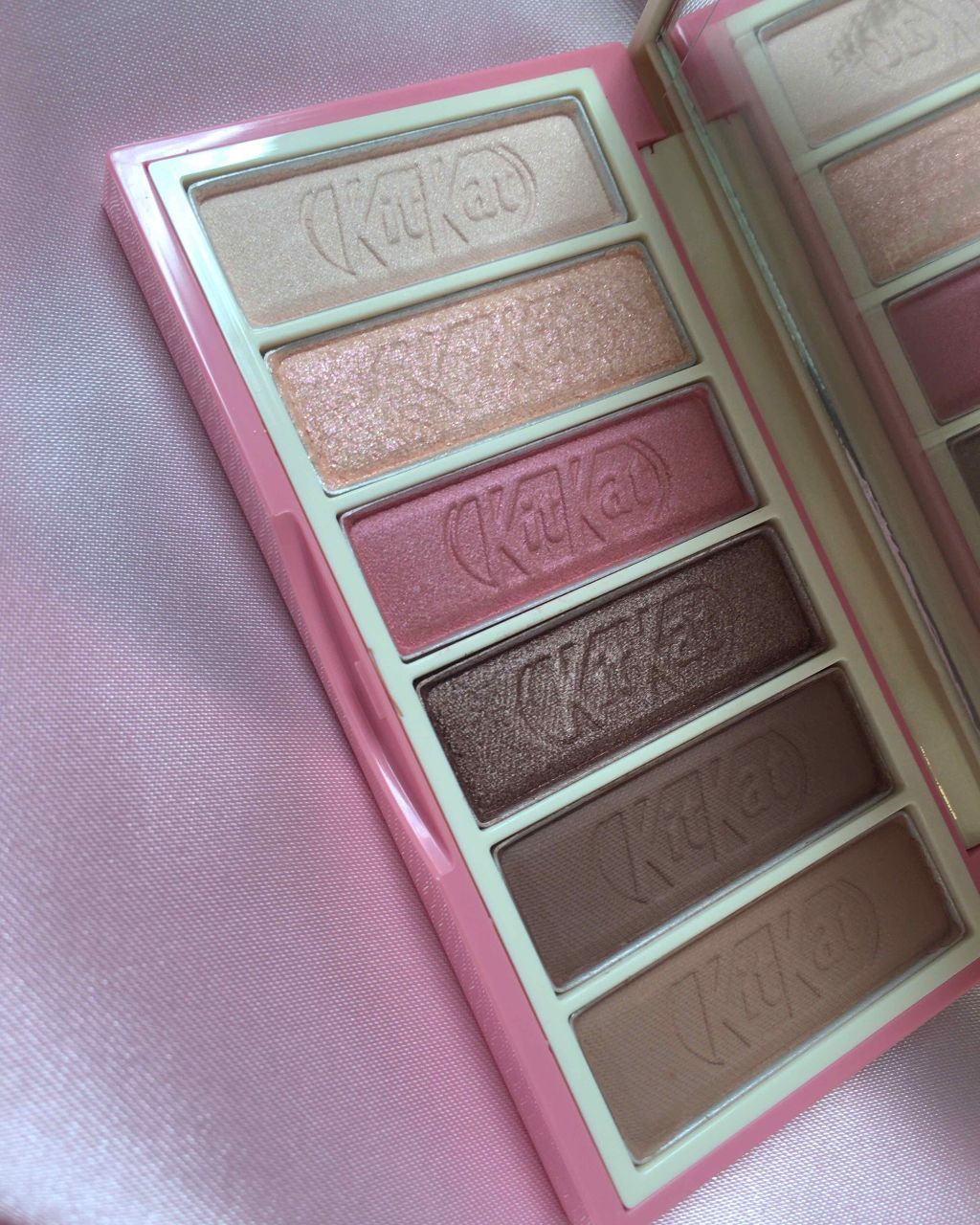 プレイカラーアイズ ミニ #キットカットオリジナル/ETUDE/アイシャドウパレットを使ったクチコミ(2枚目)