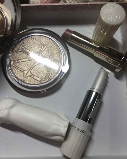 スティック ハイライター/PAUL & JOE BEAUTE/スティックハイライトを使ったクチコミ(1枚目)