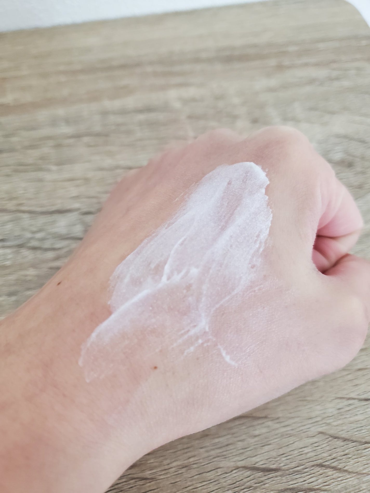 Maison de MilleFée エアリーハンドクリーム フローラルガーデン/MilleFée/ハンドクリームを使ったクチコミ(2枚目)