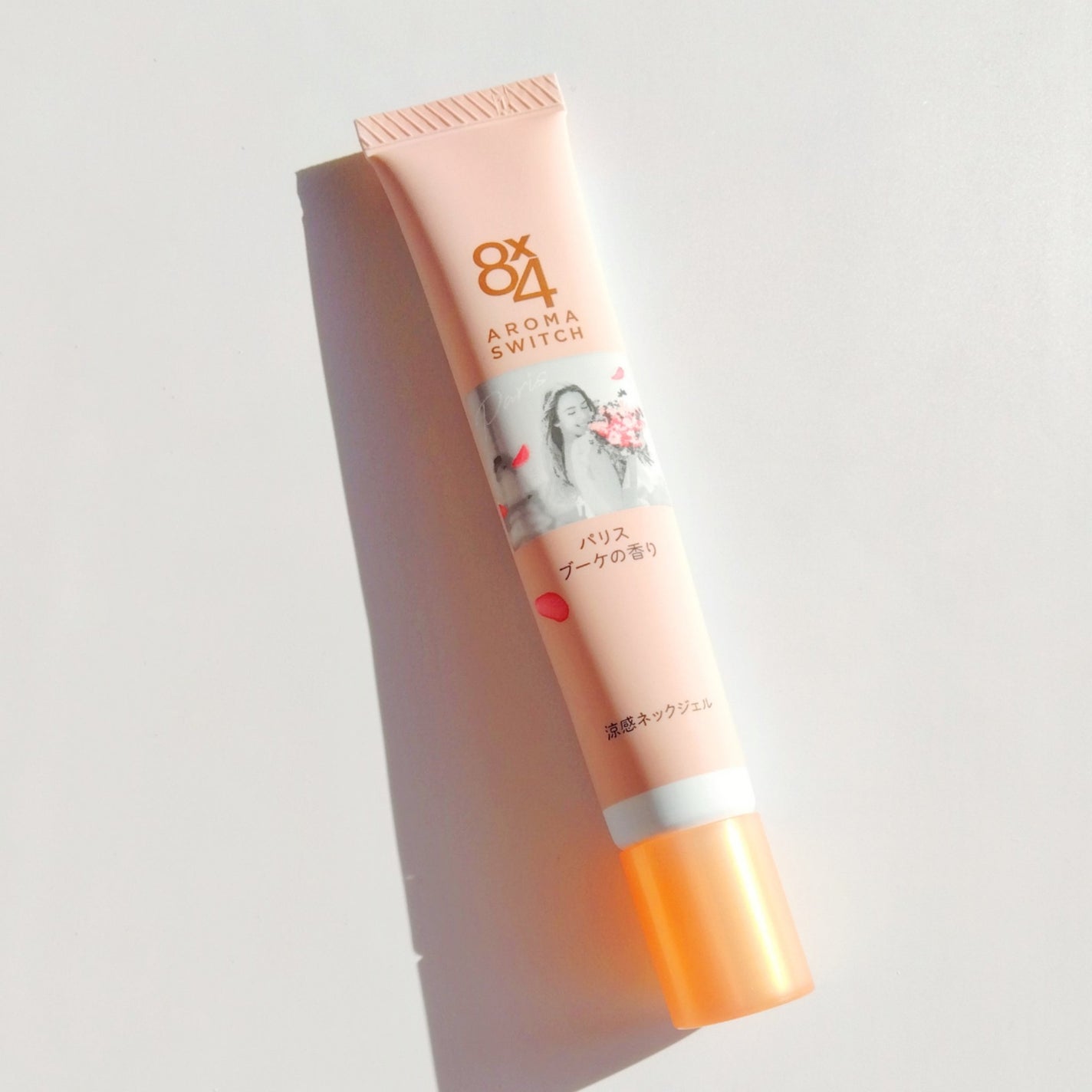 8x4 アロマスイッチ 涼感ネックジェル パリスブーケの香り/8x4/デオドラント・制汗剤を使ったクチコミ(2枚目)