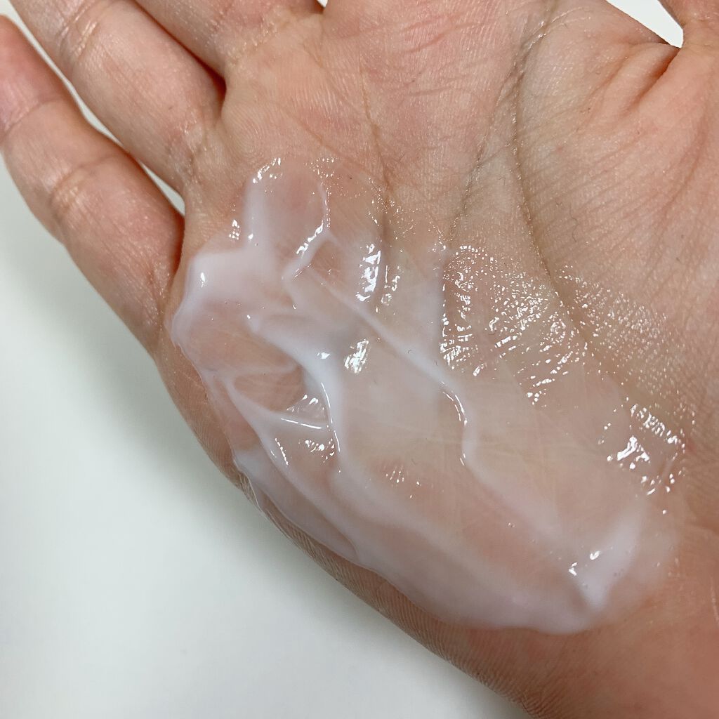 おゆ。 on LIPS 「12/15新発売のヘアミルク💇🏻♀️パケが可愛い🍼香りはピュ..」(4枚目)