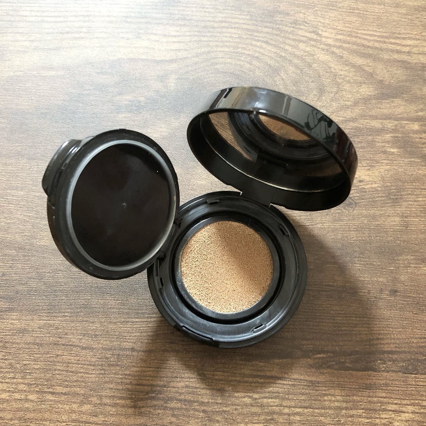 ブラック クッション 21N1 ベージュ/HERA/クッションファンデーションを使ったクチコミ（3枚目）