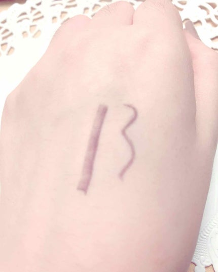 「密着アイライナー」クリームペンシル/デジャヴュ/ペンシルアイライナーを使ったクチコミ(3枚目)