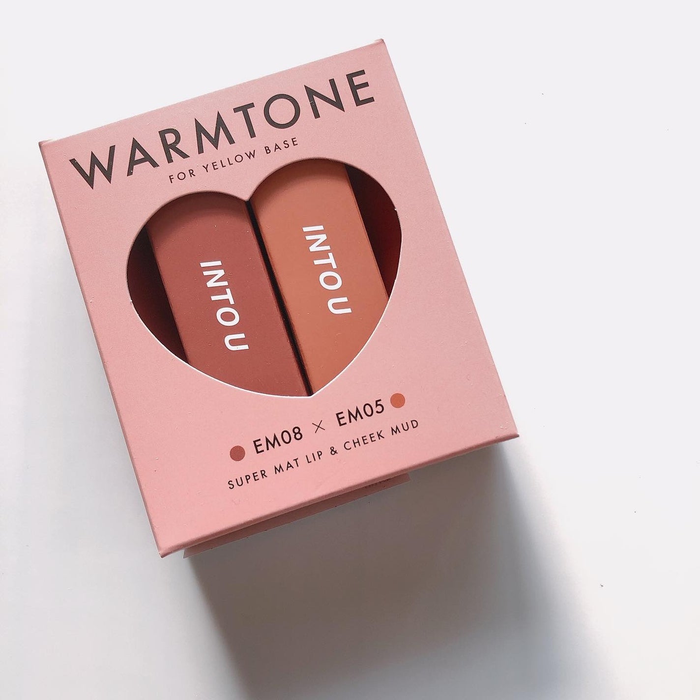 スーパーマットリップ&チークマッドミニセット/INTO U/メイクアップキットを使ったクチコミ(1枚目)